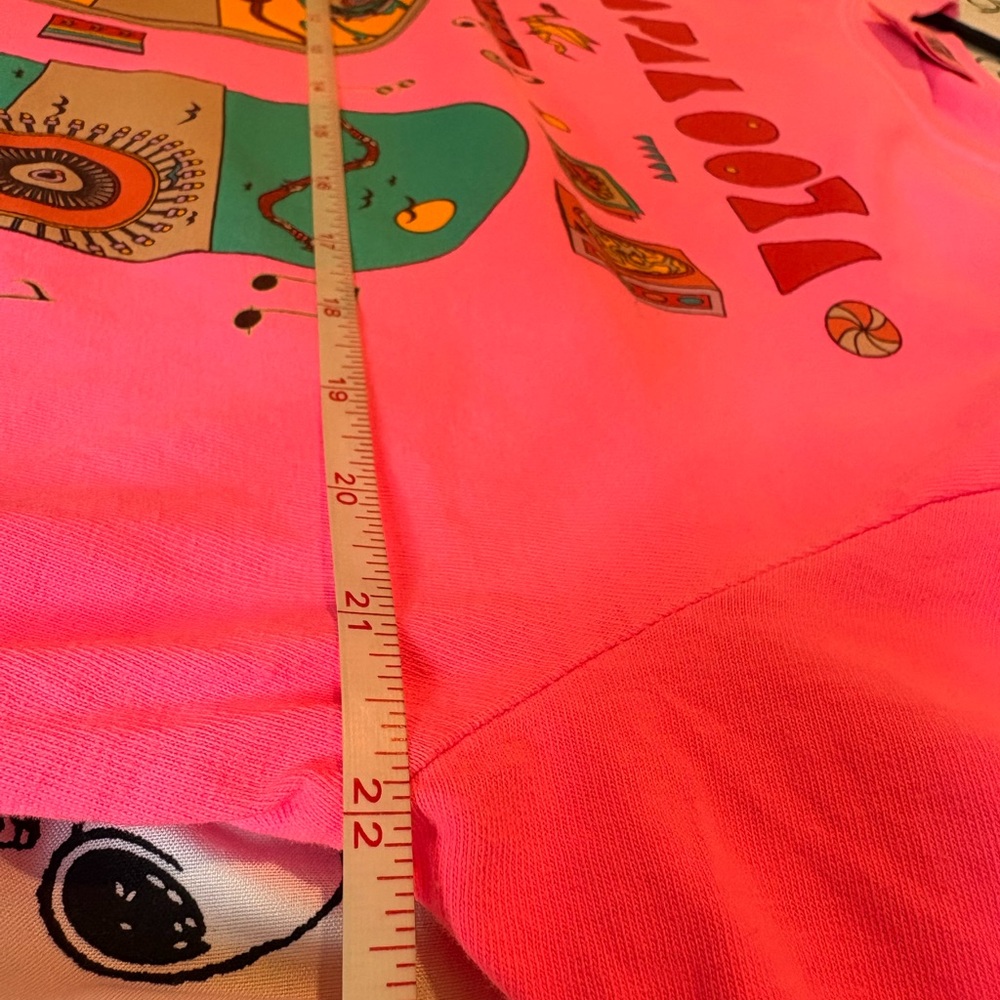 Lollapalooza 2025 genuine Hot pink Festival Tee - Picture 5 of 7